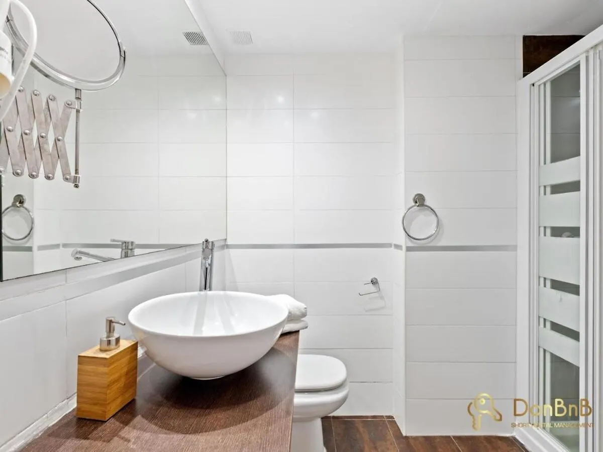 Malaga Flat With Balcony Apartamento
